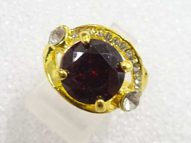 JAPANESE KIMONO / ANTIQUE COLORED STONE RING (SIZE 13.5)